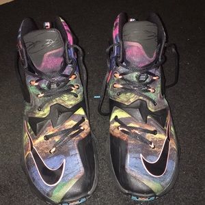 Nike Lebron James 13